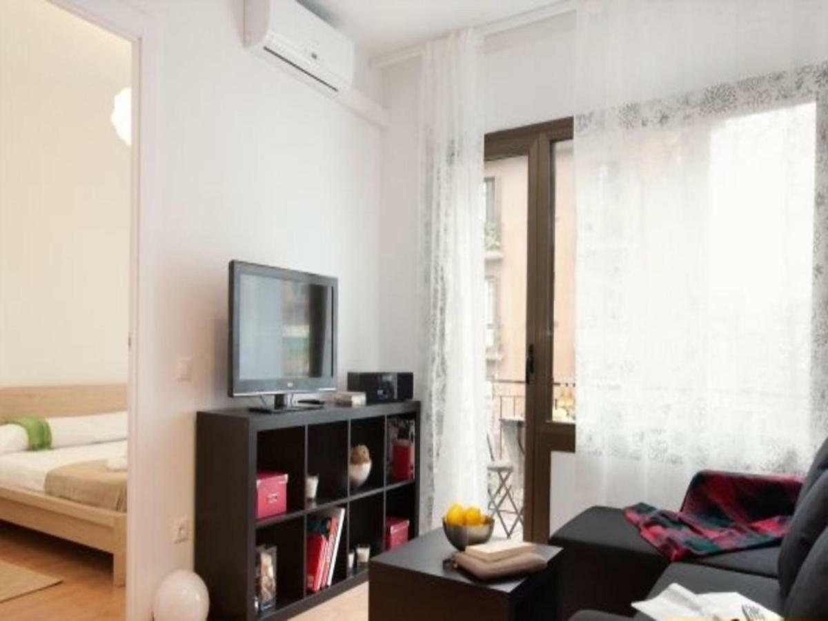 Sagrada Familia BCN Apartment Barcelona Bagian luar foto
